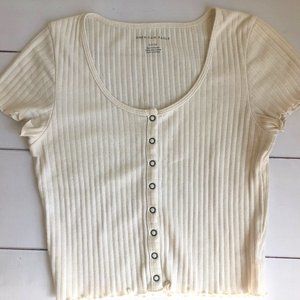 American Eagle AE Baby Tee in Cream Size S
